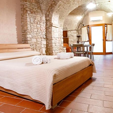 Loft Nel Cuore Di Assisi - 50 Mt Da Carlo Acutis מראה חיצוני תמונה
